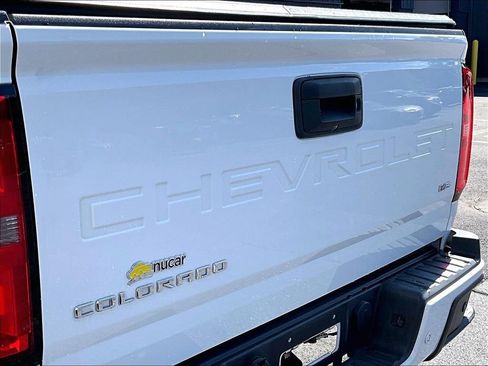 Used 2021 Chevrolet Colorado Z71 AWD/4WD image 27