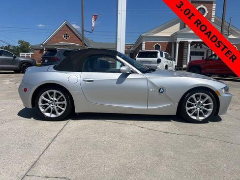Used 2007 BMW Z4 3.0i image 4