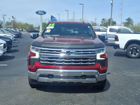Used 2025 Chevrolet Silverado 1500 LTZ w/ Technology Package AWD/4WD image 2