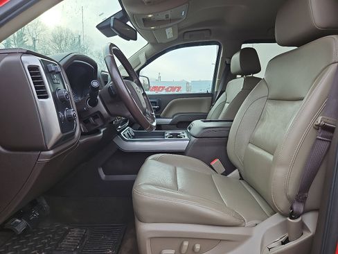 Used 2018 Chevrolet Silverado 1500 LTZ Z71 w/ LTZ Plus Package image 13