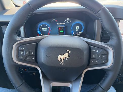 New 2025 Ford Bronco Badlands image 21