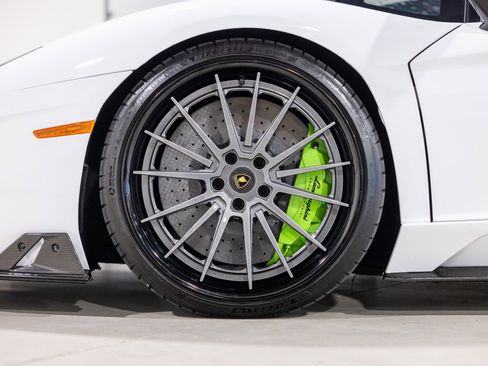 Used 2019 Lamborghini Aventador S image 23