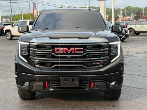 Used 2023 GMC Sierra 1500 AT4 AWD/4WD image 9