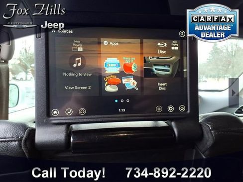 Used 2018 Chrysler Pacifica Touring-L Plus w/ Tire & Wheel Group image 13