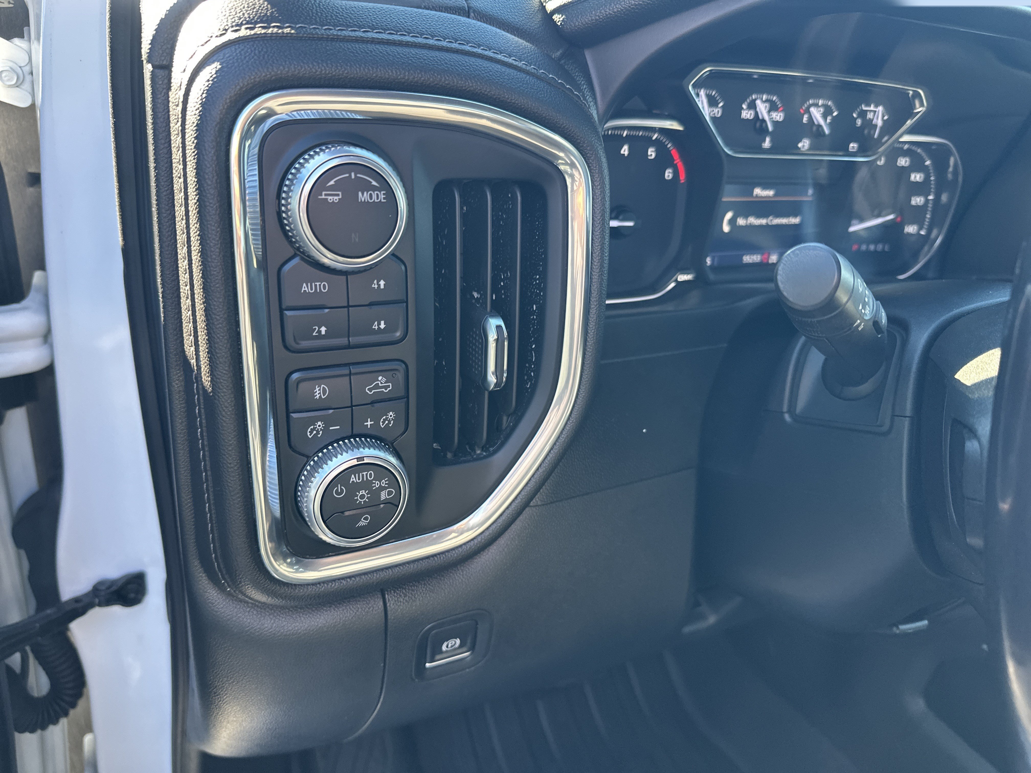 Certified 2020 GMC Sierra 2500 SLT w/ SLT Convenience Package AWD/4WD image 13