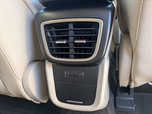 Used 2019 Lincoln Nautilus Reserve image 14