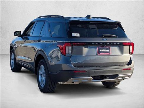 New 2026 Ford Explorer Active w/ Active Comfort Package image 9