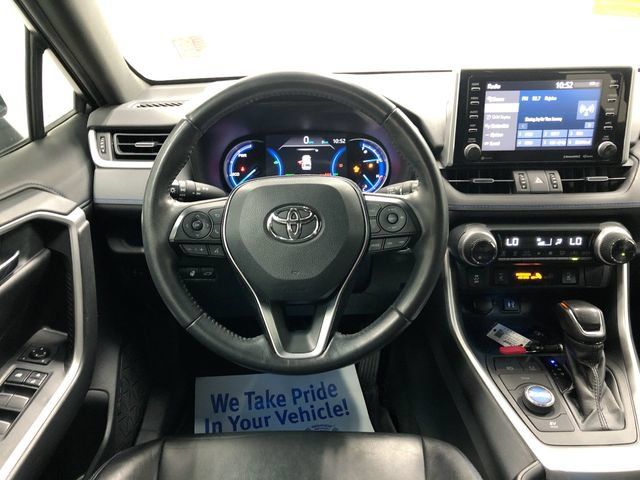 Used 2019 Toyota RAV4 XSE AWD/4WD image 14