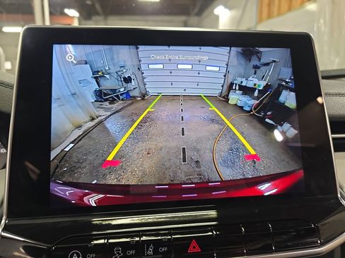 Used 2022 Jeep Compass Limited image 22