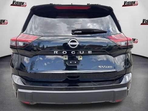 Used 2024 Nissan Rogue SV AWD/4WD image 6