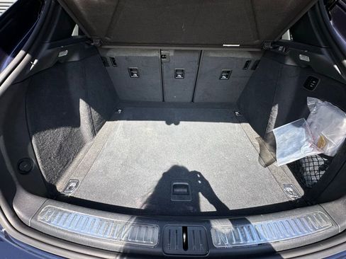 Certified 2022 Porsche Macan S image 41