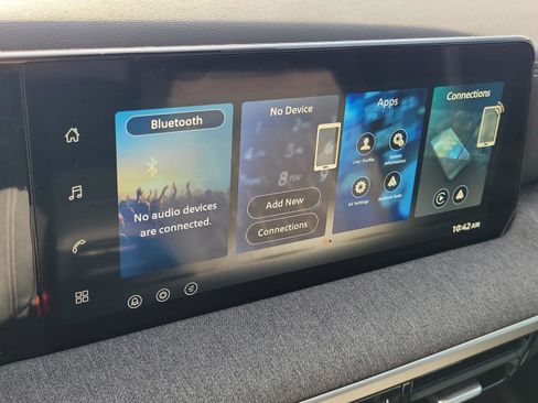 New 2026 Nissan Kicks SV image 25