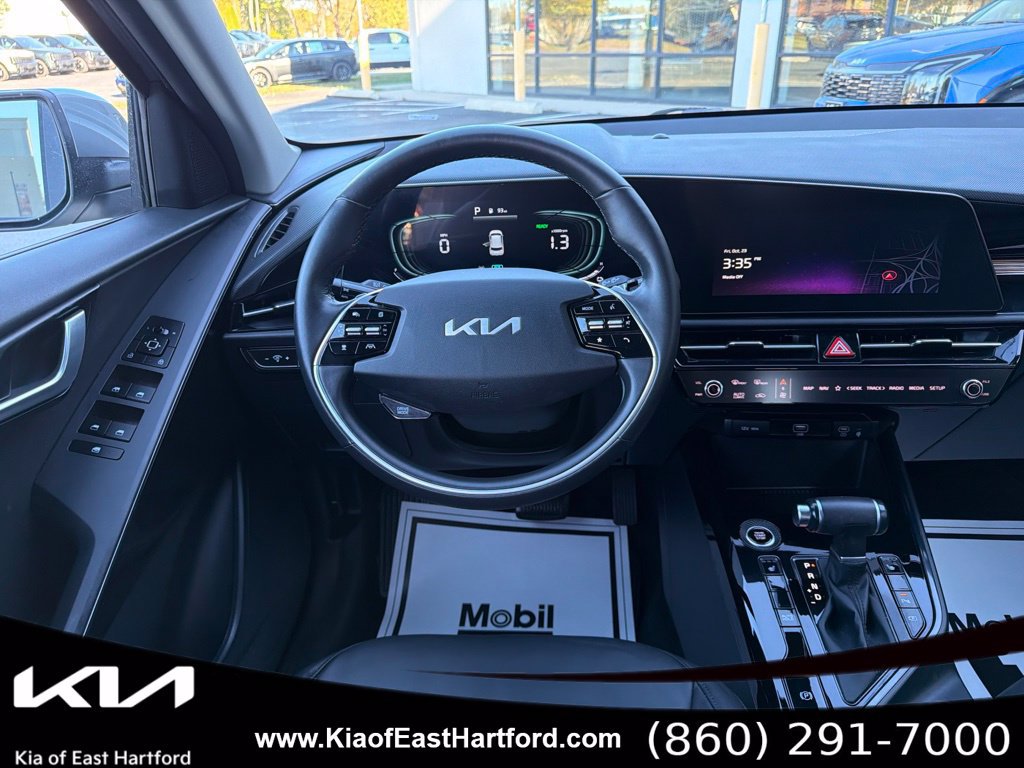 Certified 2023 Kia Niro EX FWD image 21