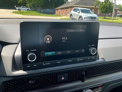 Used 2024 Honda CR-V EX image 15
