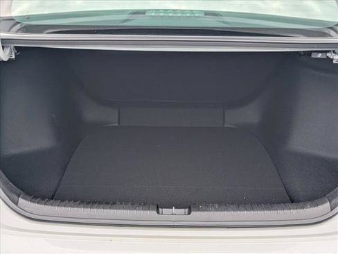 Used 2023 Honda Accord LX image 6