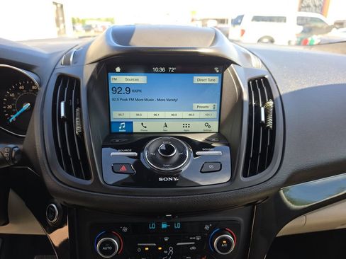 Used 2019 Ford Escape Titanium AWD/4WD image 16