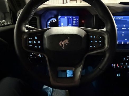 Used 2024 Ford Bronco Wildtrak image 17