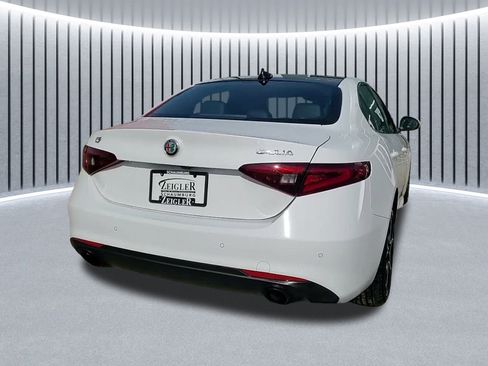 Used 2022 Alfa Romeo Giulia Ti w/ Active Assist Plus Package image 11