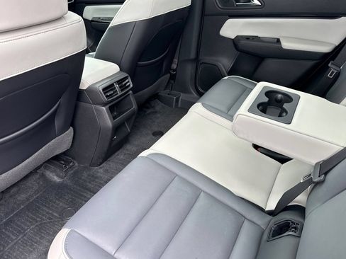 Used 2025 Honda Prologue Touring image 12
