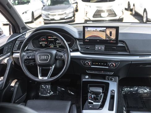Used 2024 Audi Q5 2.0T Premium Plus w/ Premium Plus Package AWD/4WD image 18