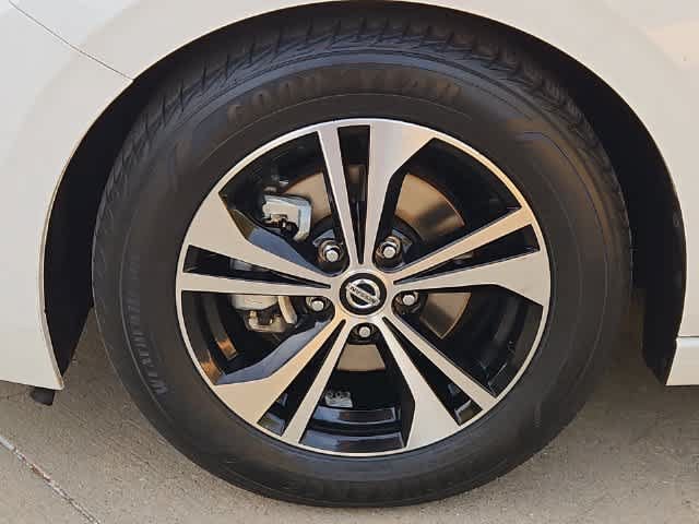 Used 2023 Nissan Sentra SV FWD image 13