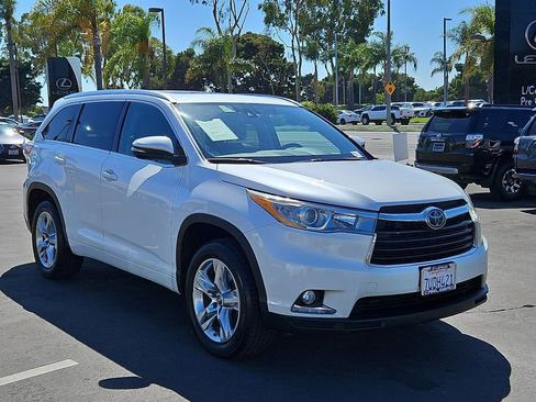 Used 2016 Toyota Highlander Limited image 3