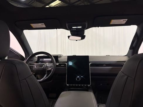 Used 2025 GMC Sierra EV Denali image 25