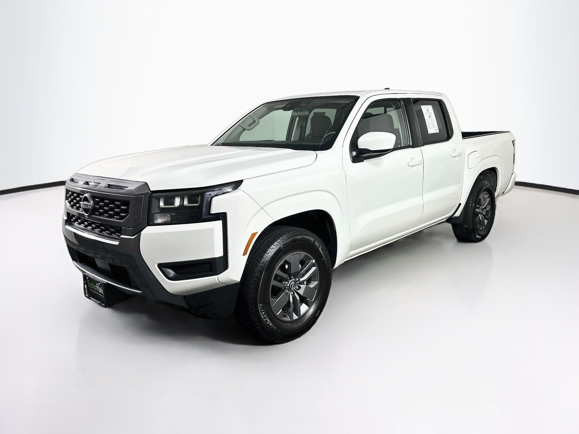 Used 2026 Nissan Frontier SV RWD image 3