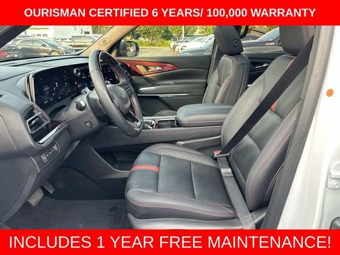 Used 2025 Chevrolet Traverse RS w/ LPO, Cargo Package AWD/4WD image 20