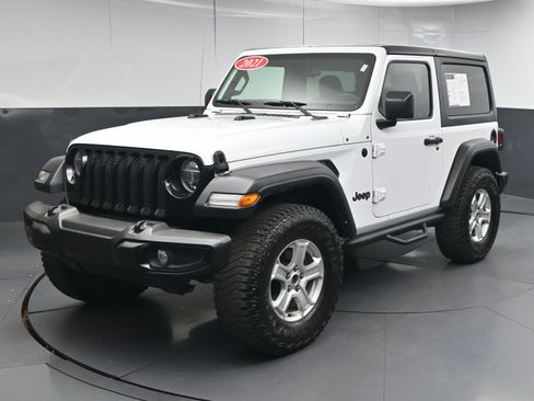 Used 2021 Jeep Wrangler Willys image 4