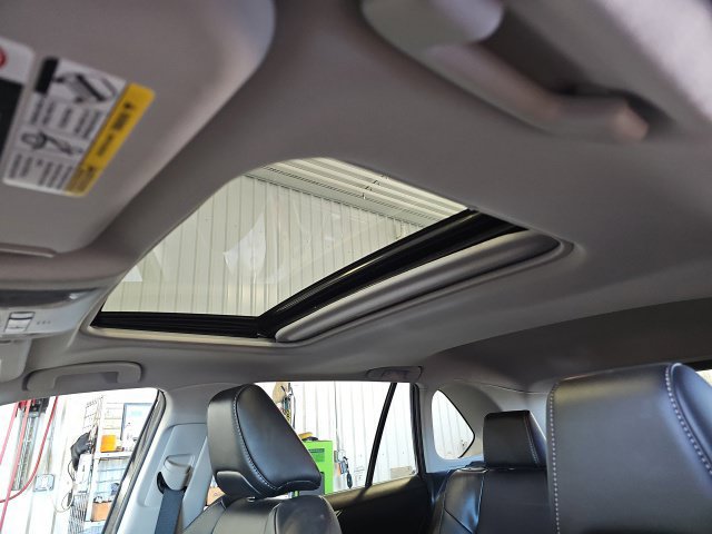 Used 2021 Toyota RAV4 XLE Premium AWD/4WD image 30