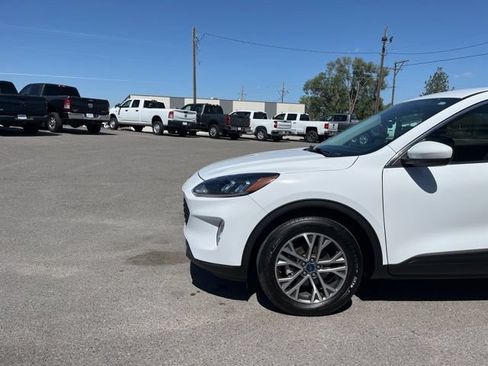 Used 2022 Ford Escape SEL AWD/4WD image 5