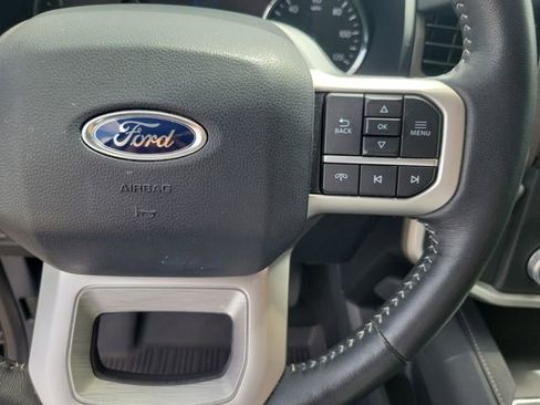 Used 2024 Ford Expedition XLT RWD image 22