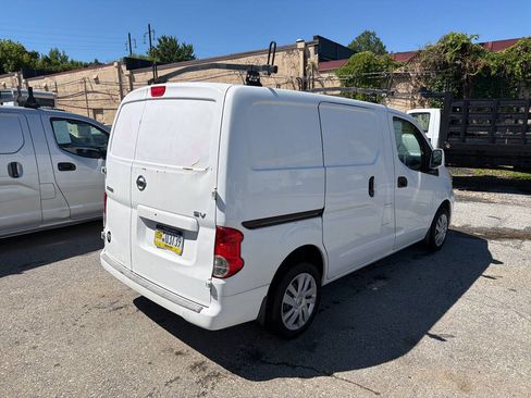 Used 2016 Nissan NV200 SV w/ Technology Package FWD image 16