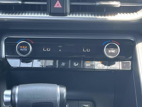 Used 2022 Kia K5 GT-Line FWD image 15