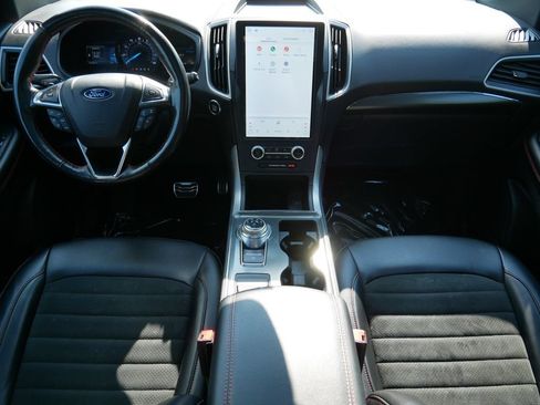 Used 2022 Ford Edge ST-Line w/ Class II Trailer Tow Package AWD/4WD image 12
