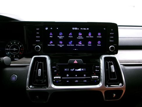 Used 2022 Kia Sorento SX Prestige w/ Rust Color Package image 13