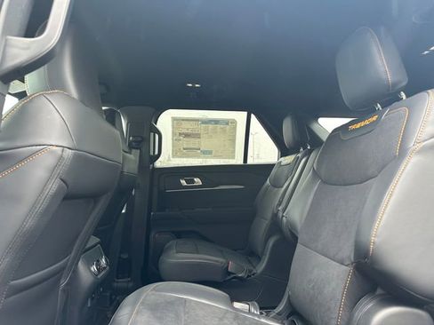 New 2026 Ford Explorer Tremor w/ Tremor Convenience Package image 21
