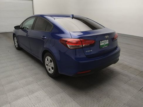 Used 2018 Kia Forte LX FWD image 5
