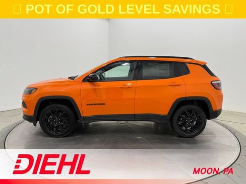 New 2026 Jeep Compass Latitude AWD/4WD image 4