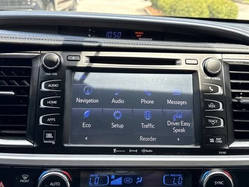 Used 2016 Toyota Highlander Limited FWD image 22