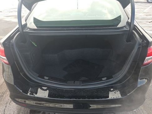 Used 2018 Ford Fusion S image 10