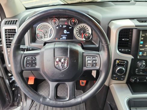 Used 2016 RAM 1500 Big Horn image 23