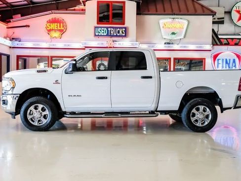 Used 2024 RAM 2500 Big Horn w/ Off Road Package image 12