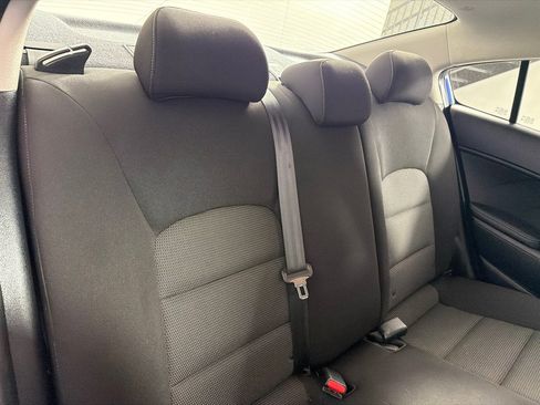 Used 2017 Kia Forte LX FWD image 20