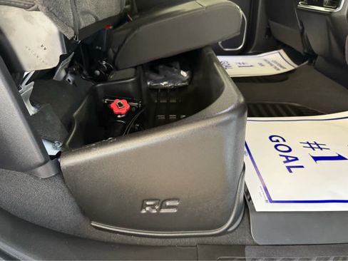 Used 2025 Chevrolet Silverado 3500 LTZ w/ LTZ Plus Package image 32