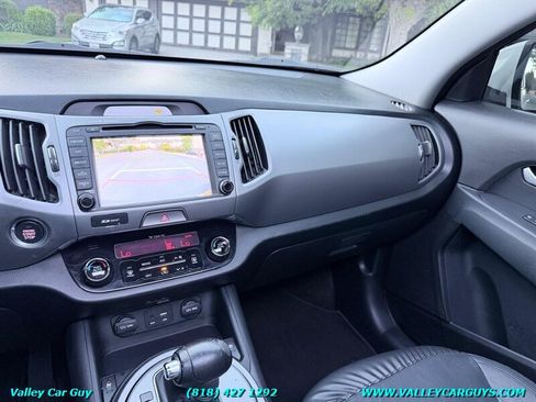 Used 2015 Kia Sportage EX image 18