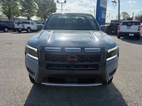 Used 2026 Nissan Frontier PRO-4X w/ Pro-4x Convenience Package image 2