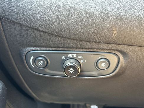 Certified 2023 Chevrolet Equinox Premier image 28