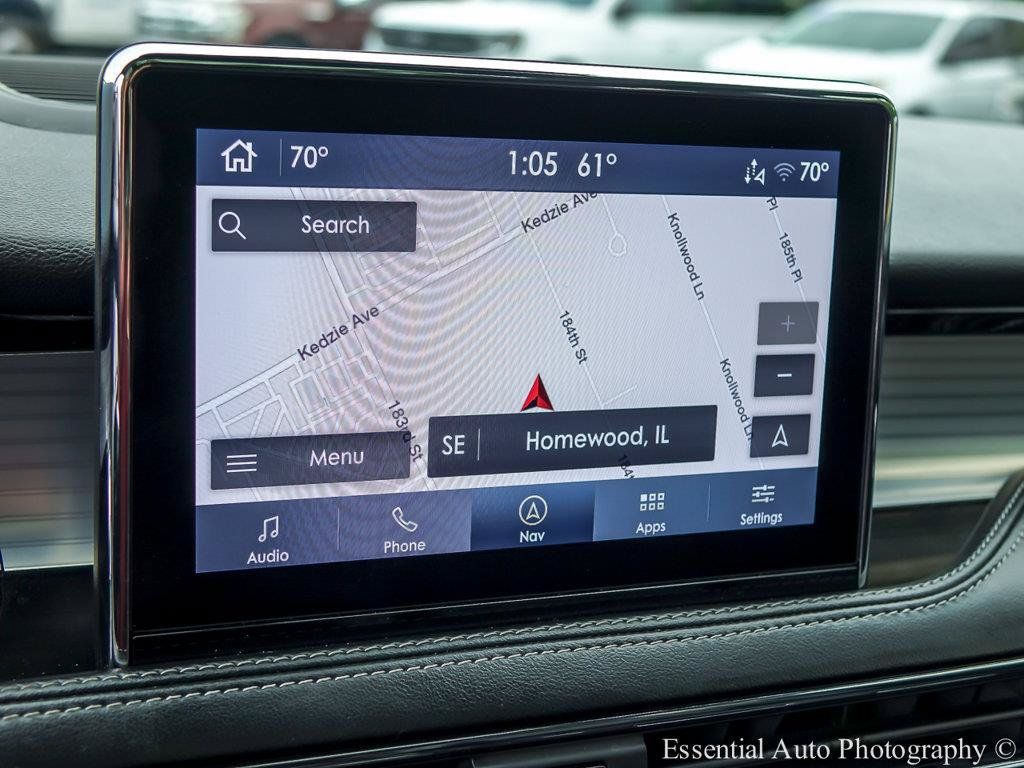 Used 2021 Lincoln Corsair AWD w/ Premium Package image 16